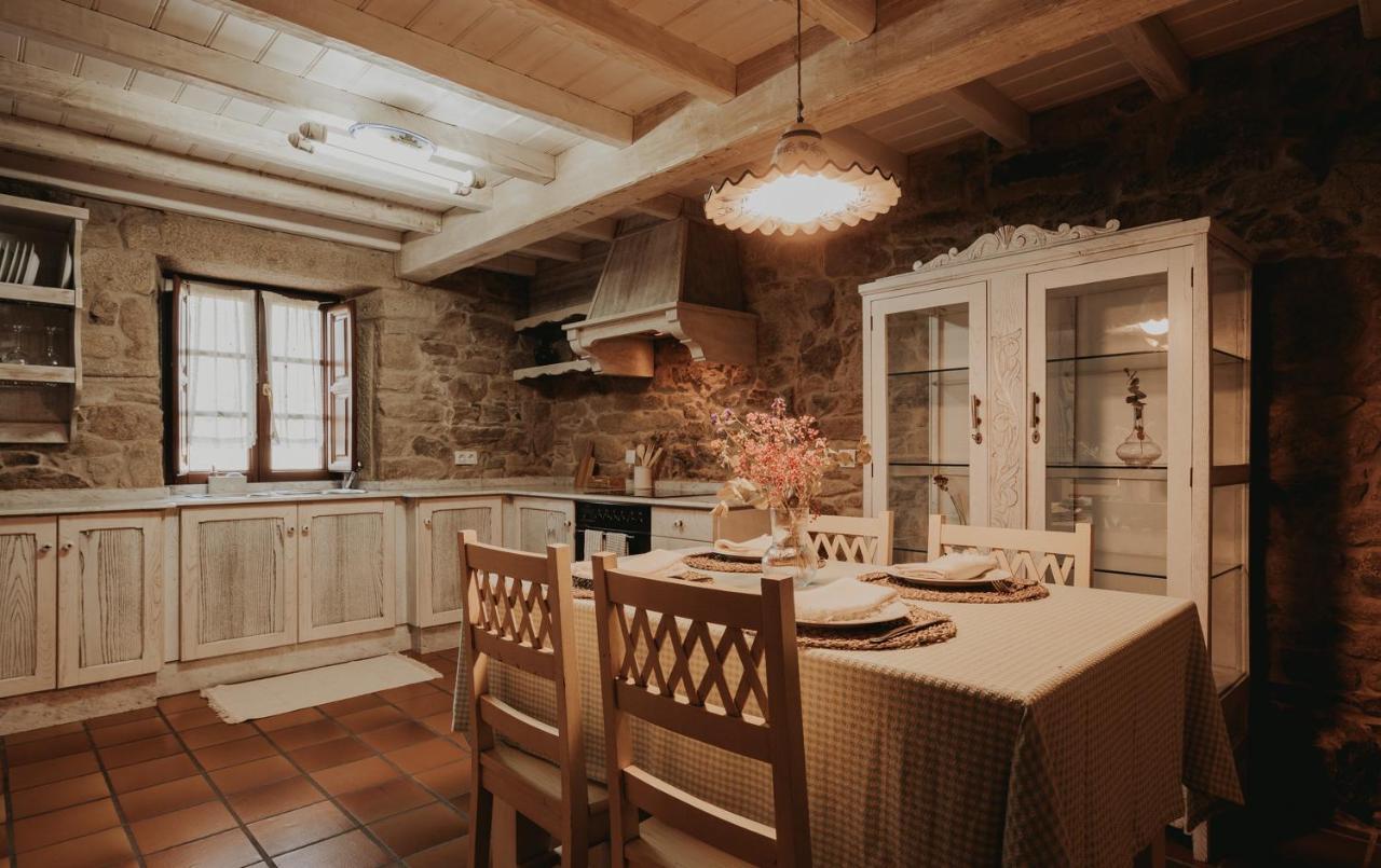Casas Alexandre Guest House Pontevedra Exterior photo